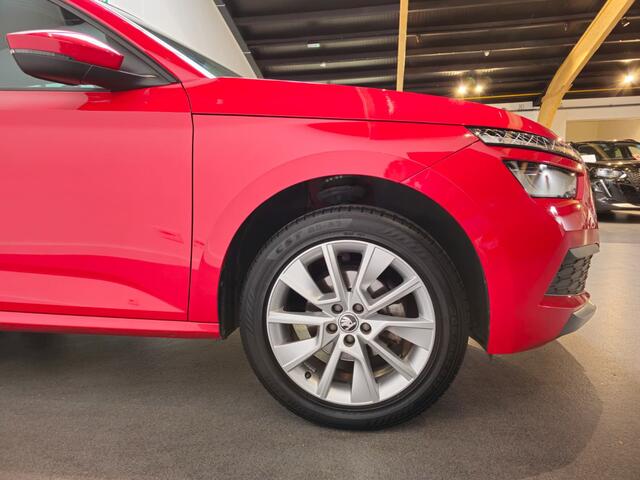 Skoda Kamiq 1.0 TSI Sport Business - Apple Carplay/Android Auto - Trekhaak - Cruise