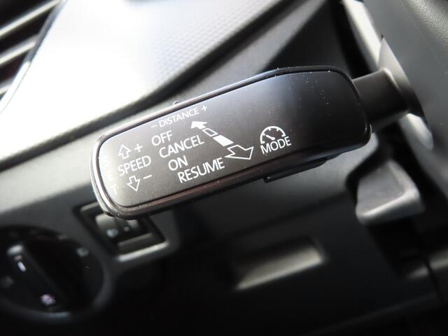 Skoda Kamiq 1.0 TSI | adaptive cruise | parkeersensoren | 17 inch licht metaal