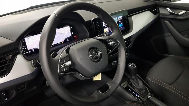 Skoda Kamiq 1.0 TSI 110pk DSG Style Drive 125 | Navigatie | Climate Control | DAB | Digitale cockpit | Cruise Control adaptive | Parkeer sensoren V+A | Stoelverwarming