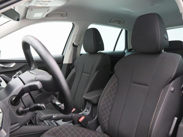 Skoda Kamiq 1.0 TSi 110 Pk Ambition | Adaptive Cruise | Stoel Verwarming | Carplay | Parkeersensoren | Climate Control |Privacy Glass | Digitaal Dashboard | 16 Inch | 18.816 Km!