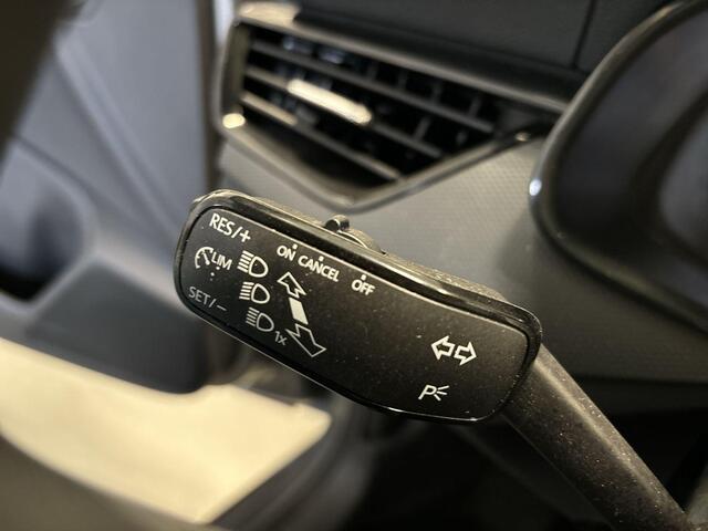 Skoda Kamiq 1.0 TSI 110pk Active · Apple/Android Car Play · Airco · DAB · Radio · LED Koplampen · 16'' Inch · Garantie t/m 11-09-2027 of 100.000km