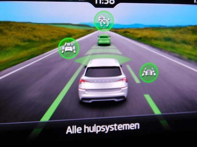 Skoda Kamiq 1.0 TSI/DSG MONTE CARLO PANO, ACC, CAMERA