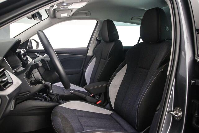 Skoda Kamiq Selection 1.0 TSI 115pk DSG Automaat Adaptive cruise control, Navigatie, Achteruitrijcamera, LED koplampen, Airco, Stoelverwarming