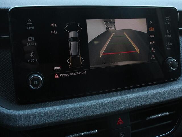 Skoda Kamiq 1.0 TSI 115pk Automaat Business Edition | Navigatie | Android Auto / Apple Carplay | Climate Control | Camera | Parkeer sensoren | Lichtmetalen Velgen | Dab | Digitale Cockpit | Keyless | Led | Cruise Control