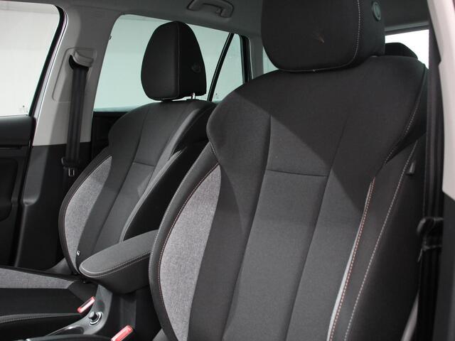 Skoda Kamiq 1.0 TSI 115pk Automaat Business Edition | Navigatie | Android Auto / Apple Carplay | Climate Control | Camera | Parkeer sensoren | Lichtmetalen Velgen | Dab | Digitale Cockpit | Keyless | Led | Cruise Control