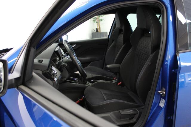 Skoda Kamiq 1.0 TSI Sport Business | 18'LMV | CAMERA | CARPLAY | CRUISE | CLIMA | KEYLESS | LED | D-GLAS | N.A.P |