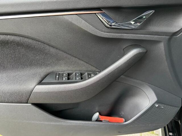 Skoda Kamiq 1.0 TSI BNS EDITION TREKHAAK. ALL.IN.