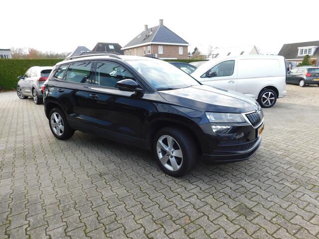 Skoda Karoq 1.0 TSI/DSG Ambition Business, Pdc, Trekhaak