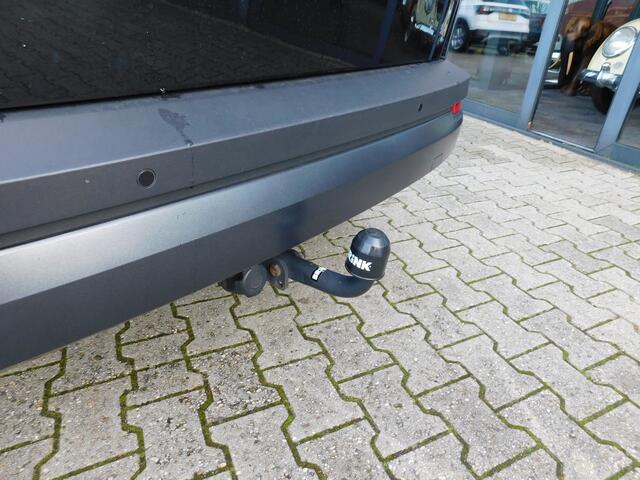 Skoda Karoq 1.0 TSI/DSG Ambition Business, Pdc, Trekhaak