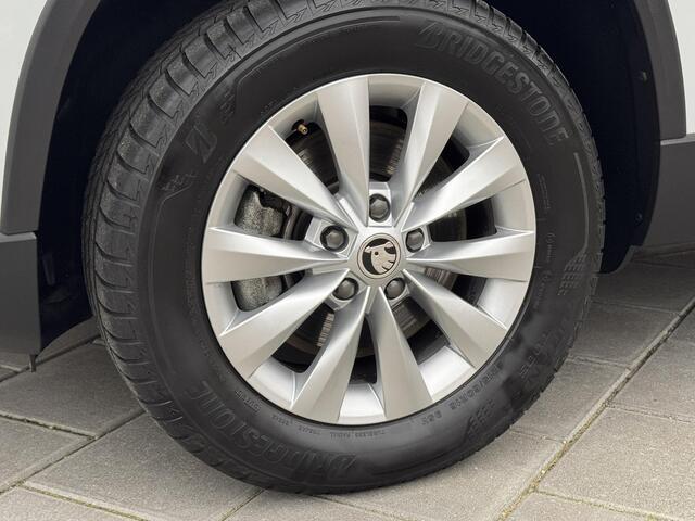 Skoda Karoq 1.5 TSI ACT Business Edition 150pk automaat | ECC | Camera | Carplay | 16LM