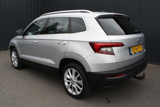 Skoda Karoq 1.0 TSI Ambition Business AUTOMAAT - RIJKLAAR - NAVIGATIE - CAMERA - TREKHAAK - 1e EIGENAAR
