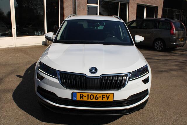 Skoda Karoq 1.5 TSI RS Sport NAVI groot, Apple/Android auto, Cruise Control, Parksens. V en A, Leder, 18" LMV, airco