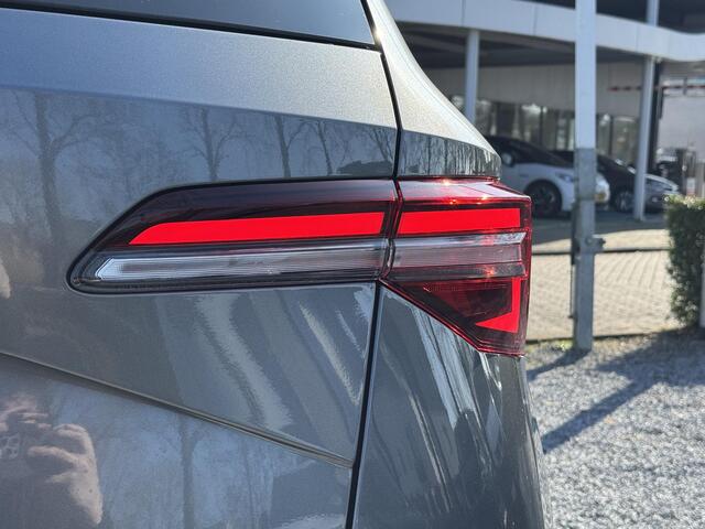 Skoda Karoq 1.5 TSI DSG Sportline Blackstyle (Camera,Virtual,Acc)