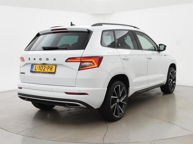 Skoda Karoq 1.5 TSI 150 PK DSG AUT. SPORTLINE + 19 INCH + VIRTUAL COCKPIT | ADAPTIVE CRUISE | ELEK. TREKHAAK | SFEERVERLICHTING
