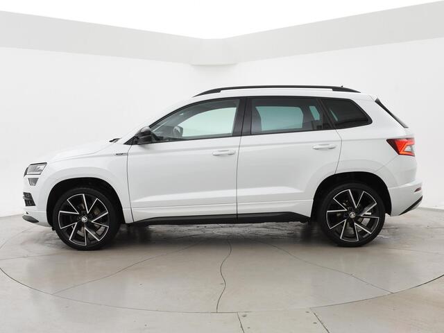 Skoda Karoq 1.5 TSI 150 PK DSG AUT. SPORTLINE + 19 INCH + VIRTUAL COCKPIT | ADAPTIVE CRUISE | ELEK. TREKHAAK | SFEERVERLICHTING