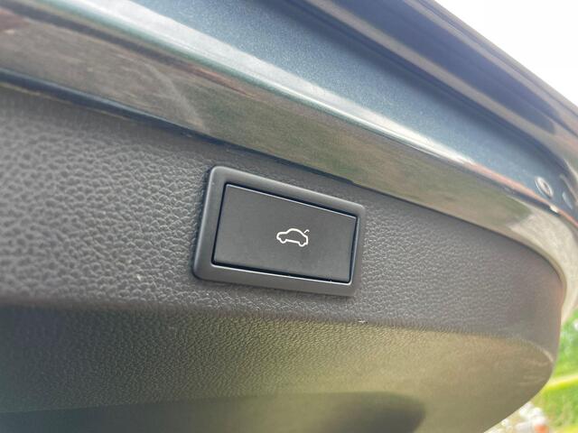 Skoda Karoq 1.5 TSI ACT Sportline Business