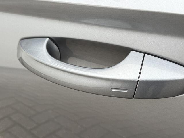 Skoda Karoq 1.0 TSI Business Edition Plus (Hoge instap) Camera | Canton | Navigatie | Virtual Dashboard | Dealer Onderhouden