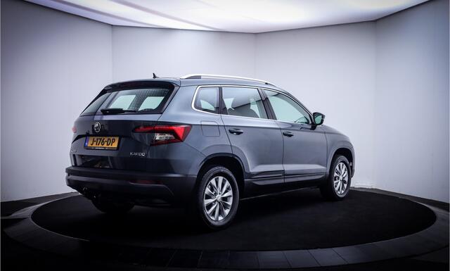 Skoda Karoq 1.0 TSI Ambition Business CAMERA | CARPLAY | DAB | NAVI | STOELVERW | TREKHAAK | CLIMA | CRUISE | LMV