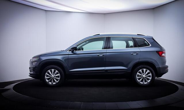 Skoda Karoq 1.0 TSI Ambition Business CAMERA | CARPLAY | DAB | NAVI | STOELVERW | TREKHAAK | CLIMA | CRUISE | LMV