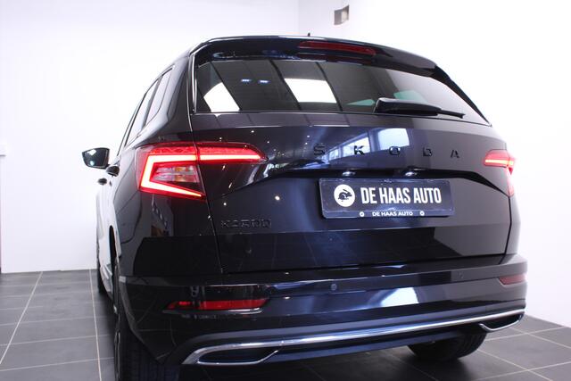 Skoda Karoq 1.5 TSI ACT Sportline/19inch/Camera/Apple carplay