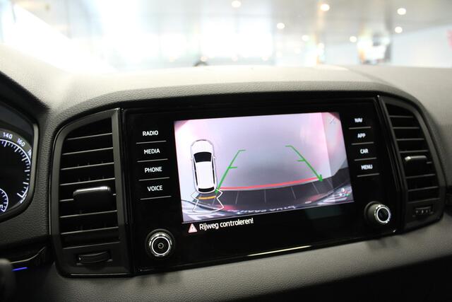 Skoda Karoq 1.5 TSI ACT Sportline/19inch/Camera/Apple carplay