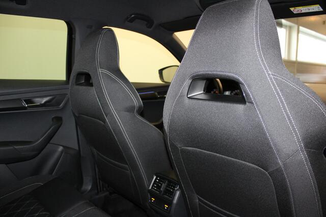 Skoda Karoq 1.5 TSI ACT Sportline/19inch/Camera/Apple carplay