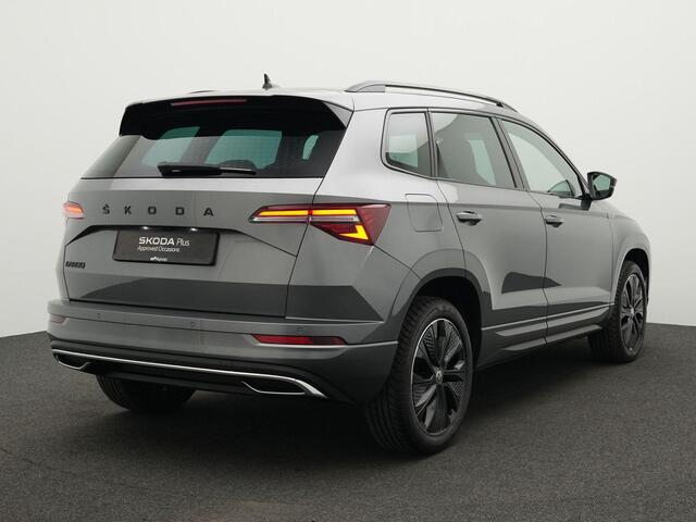 Skoda Karoq 1.5 TSI 150 pk DSG Sportline Business | Adaptief onderstel | Stoel-/achterbankverwarming | Achteruitrijcamera