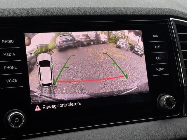 Skoda Karoq 1.5 TSI 150pk DSG 4x4 Sportline (Trekhaak,Camera,Navi,Carplay)