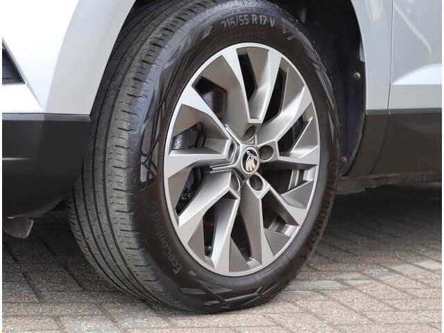 Skoda Karoq 1.5 TSI ACT Clever | Keyless | Navigatie | Voorruitverwarming