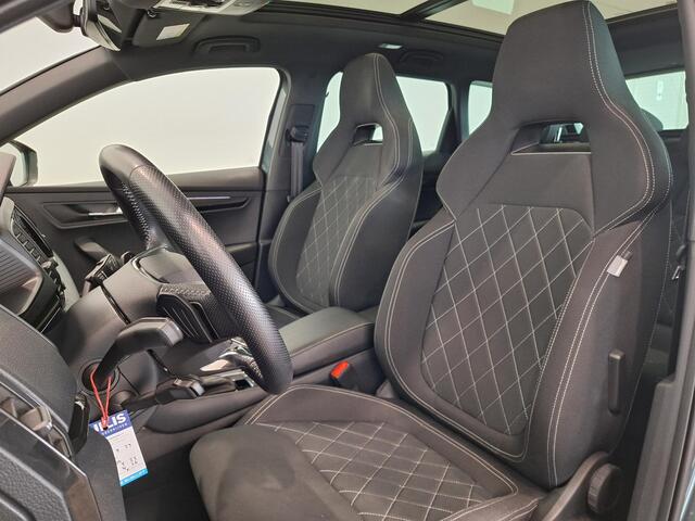 Skoda Karoq 1.5 TSI ACT Sportline Business | Panoramadak | Trekhaak elektrisch wegeklapbaar | Apple Carplay/Android Auto