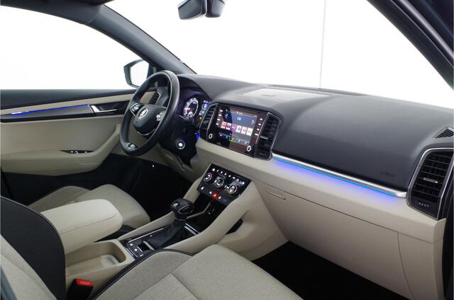 Skoda Karoq 1.5 TSI ACT Business Edition Plus 150pk > Trekhaak/Camera/Adaptive cruise control