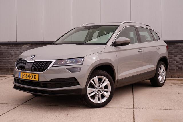 Skoda Karoq 1.5 TSI ACT Business Edition | Pano | LED | Carplay | Virtual | Camera | Navi
