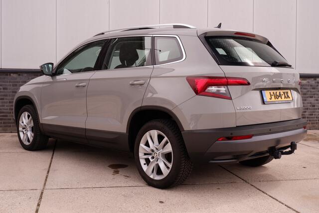Skoda Karoq 1.5 TSI ACT Business Edition | Pano | LED | Carplay | Virtual | Camera | Navi
