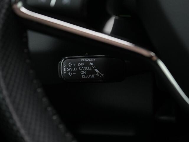 Skoda Karoq 1.5 TSI ACT 150 pk DSG Sportline Business | Panoramadak | Rondomzicht camera | CANTON sound | Matrix LED | 18 inch