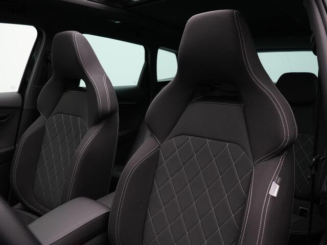 Skoda Karoq 1.5 TSI ACT 150 pk DSG Sportline Business | Panoramadak | Navigatie Columbus | Rondomzicht camera | Stuur-/achterbankverwarming | Canton | Matrix LED