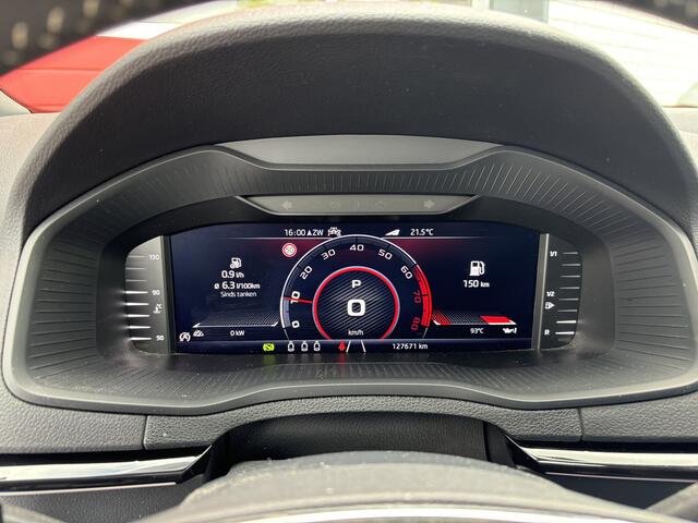 Skoda Karoq 1.5 TSI ACT Sportline Business AUTOMAAT / FULL LED / KEYLESS / STOELVERW / STUURVERW / CAMERA / NL-AUTO