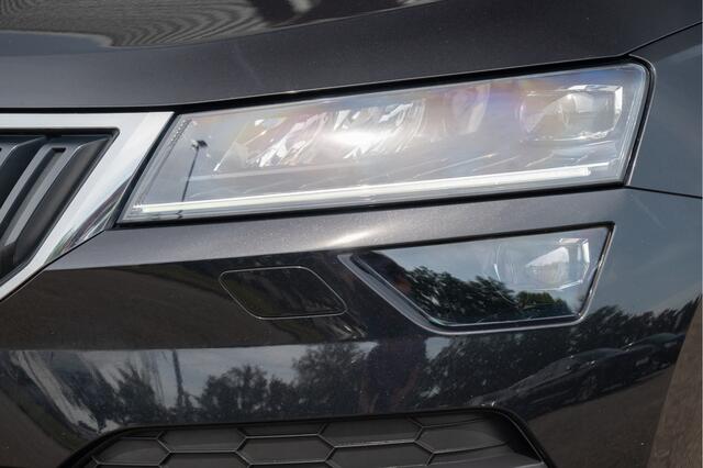 Skoda Karoq 1.5 TSI Style DSG | Pano | Standkachel | El. Trekhaak | ACC | Dodehoekdet. | 18"