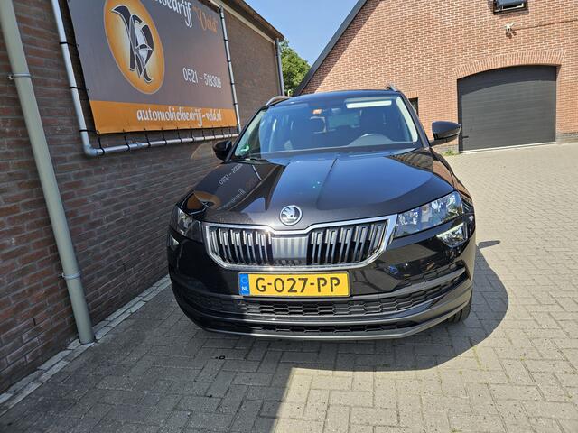 Skoda Karoq 1.0 TSI Ambition Business
