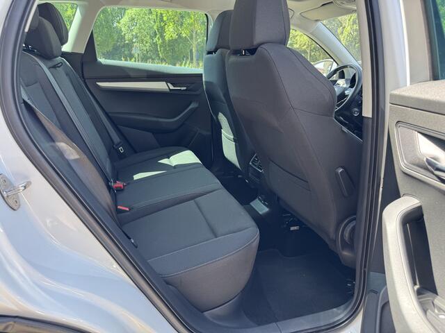 Skoda Karoq 1.5 TSI ACT Business Edition DSG 150 pK | PANORAMADAK | CARPLAY | 18" L.M. | Elektrische achterklep | Adaptive Cruise Control |