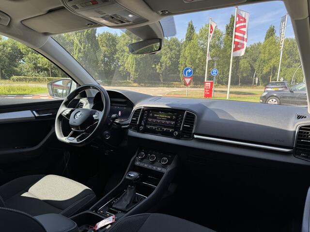 Skoda Karoq 1.5 TSI ACT Business Edition DSG 150 pK | PANORAMADAK | CARPLAY | 18" L.M. | Elektrische achterklep | Adaptive Cruise Control |