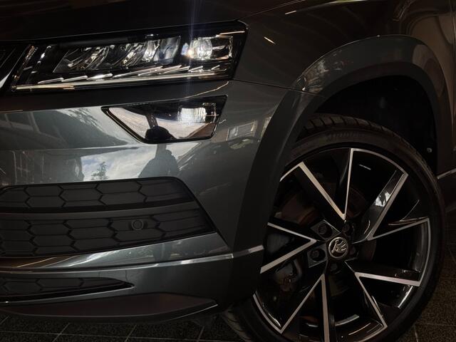 Skoda Karoq 1.5 TSI ACT Sportline Business DSG Virtual ACC Navi Stoelverw 19''