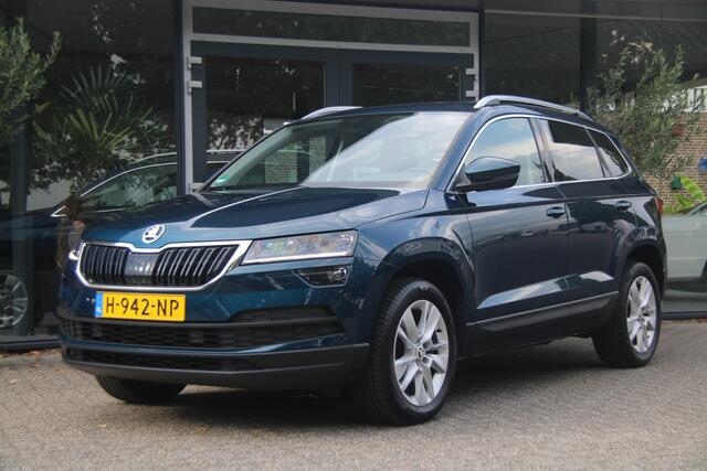 Skoda Karoq 1.5 TSI ACT Business Edition | Virtual Cockpit | Trekhaak | Achteruitrijcamera |