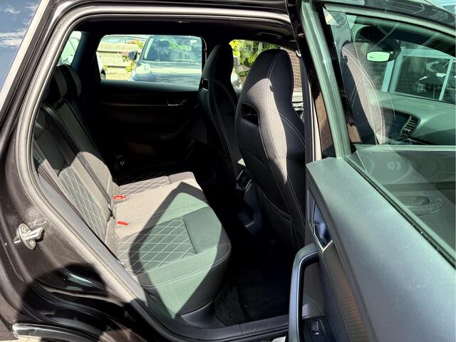 Skoda Karoq 1.5 TSI ACT Sportline Business Vol Opties!!