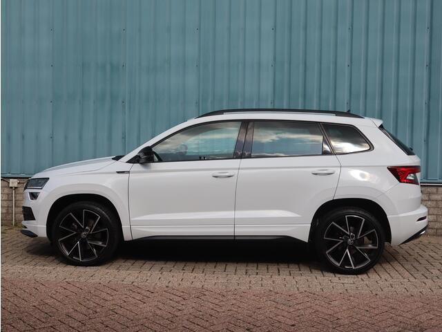 Skoda Karoq 1.5 TSI DSG 150PK ACT Sportline | NAVI | CAMERA | TREKHAAK | CLIMA | STOELVERW. |
