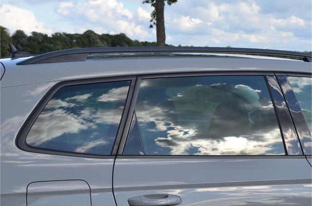 Skoda Karoq 1.5 TSI ACT Business Edition Carplay | Stoelverwarming | Trekhaak elektr | Automaat | Getint glas | Navi | Cruise | Climate | LMV