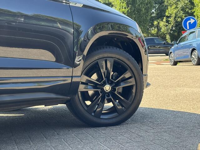 Skoda Karoq 1.5 TSI ACT DSG Sportline Business | Stuurwielverwarming en stoelverwarming | Sportstoelen | Elektrische achterklep |