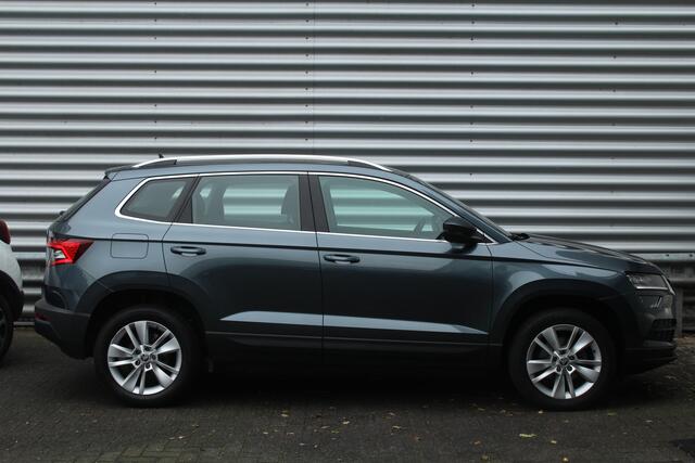 Skoda Karoq 1.5 TSI ACT 150pk Business Edition Plus NL-Auto NAP Clima Cruise Navi Camera Canton El. Klep 17"LMV
