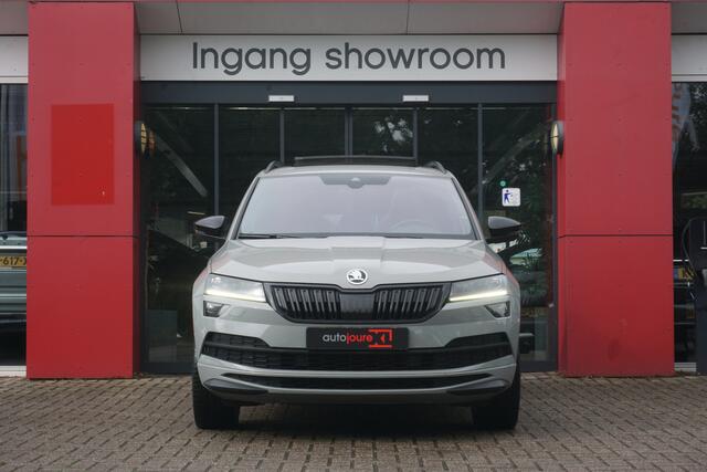 Skoda Karoq 1.5 TSI ACT Sportline Business | Automaat | Panoramadak | Virtual Cockpit | ACC | Black Optic | Origineel NL |