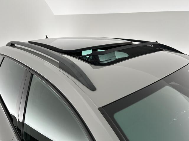 Skoda Karoq 1.5 TSI 150pk ACT Sportline Business Trekhaak Camera Keyless Dynaudio Virtual Cockpit Panoramadak