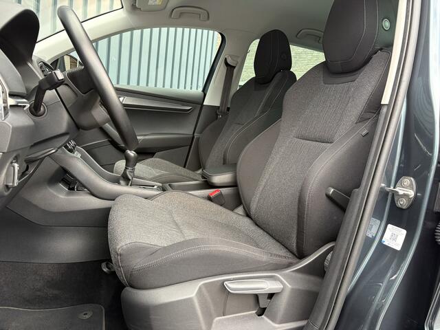 Skoda Karoq 1.0 TSI Business Edition Plus | Trekhaak wegkl. | Camera | Prijs Rijklaar!!